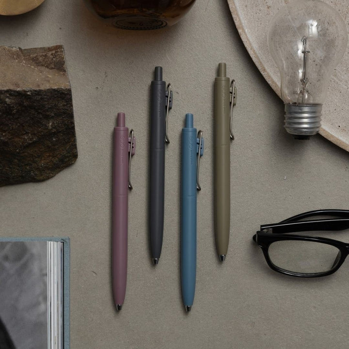 Uni-ball One F Premium Gel Pen - Smoke Series