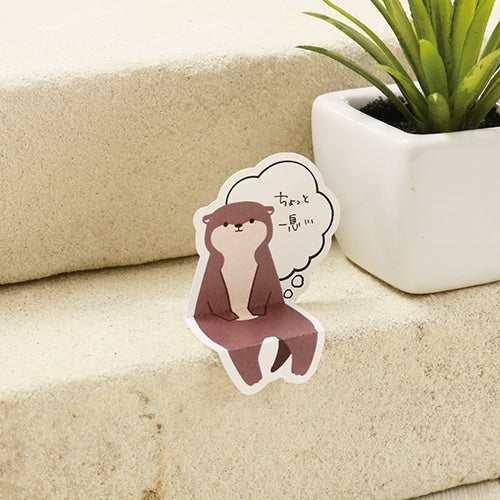Sitting Sticky Notes - Otter