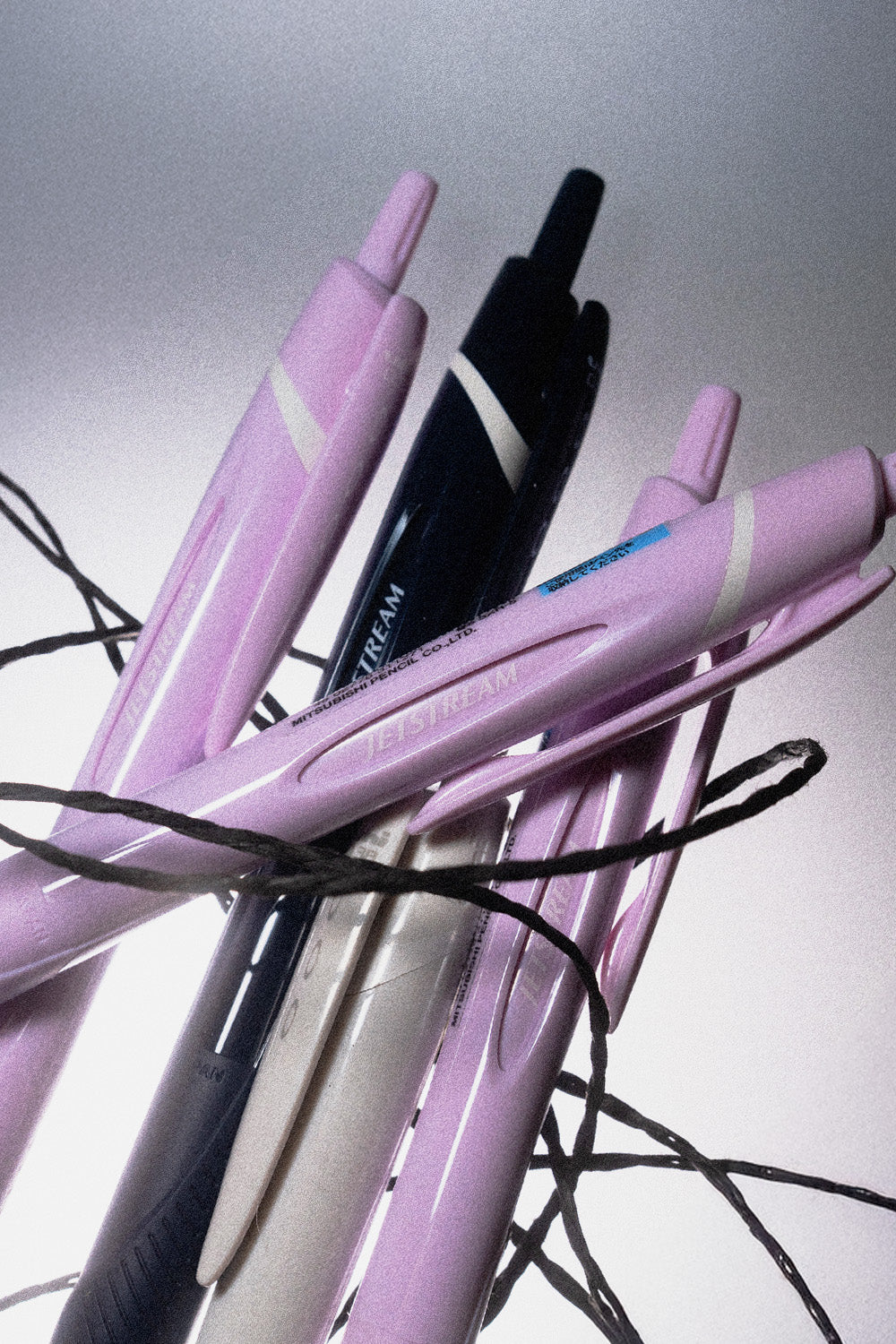 Jetstream SXN-150 Retractable Gel Pen – Monochrome Body – 0.38 / 0.5 / 0.7mm
