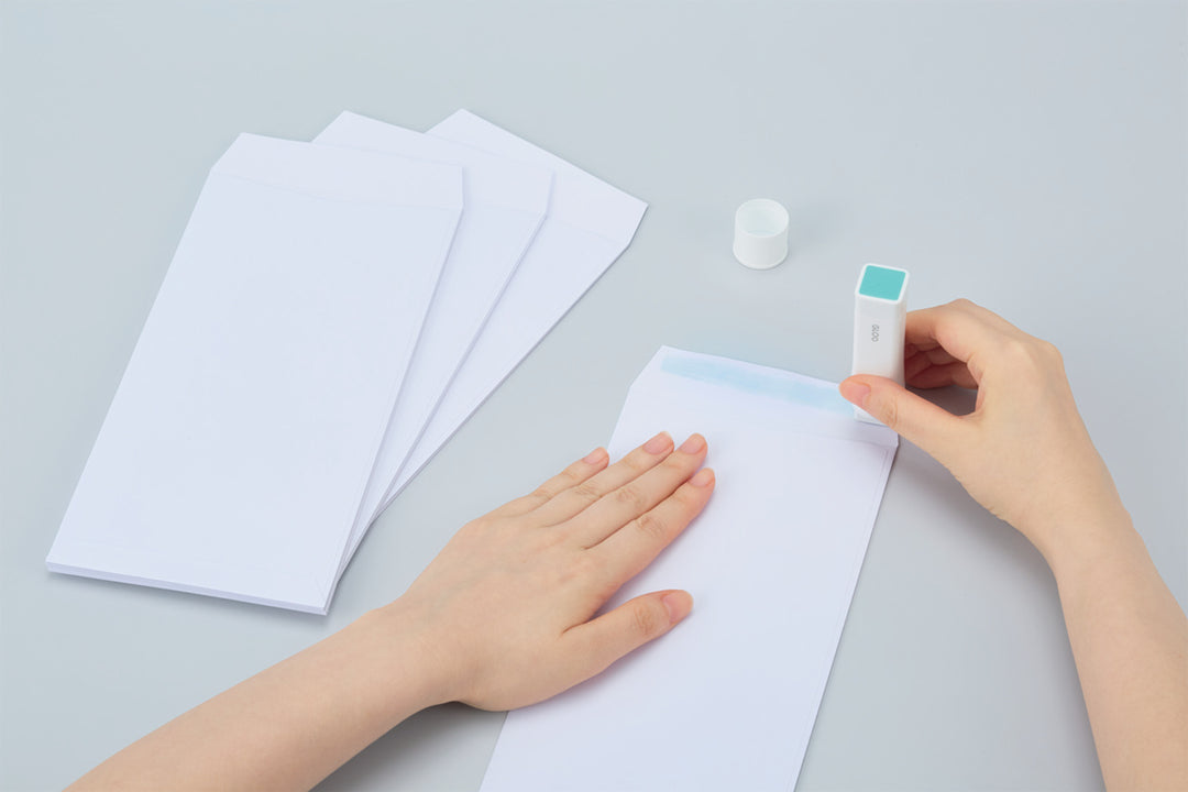 Gloo - Square Glue Stick - Disappearing Blue